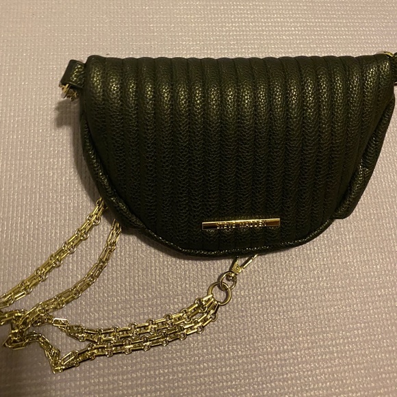 Steve Madden - Picture 1 of 3